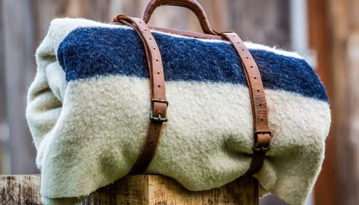 Blanket Makeover 2023: How to Clean Vintage Wool Blankets?